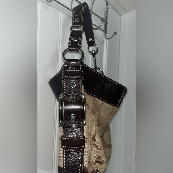 VINTAGE Coach Zoe Signature F12657 Jacquard Brown Hobo Handbag - Picture 4 of 16